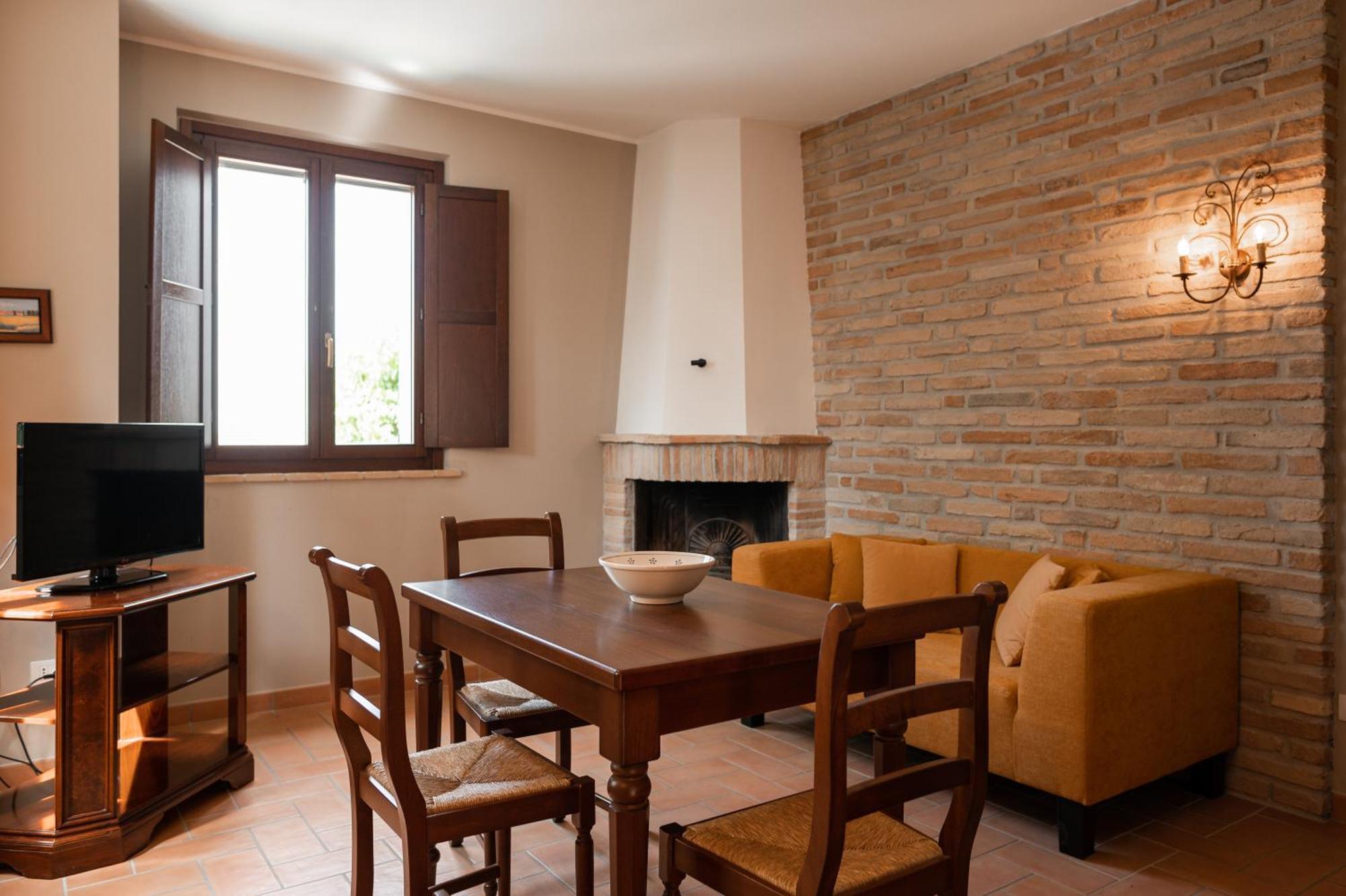 Poggio Antico Appartement Monte San Vito Buitenkant foto